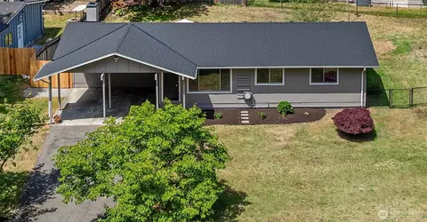 19932 NE 175th St, Woodinville, WA 98077