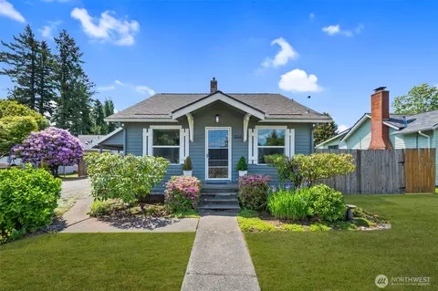 1254 Mchugh Ave, Enumclaw, WA 98022