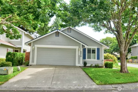 6018 Sherwood Ln SE, Lacey, WA 98513