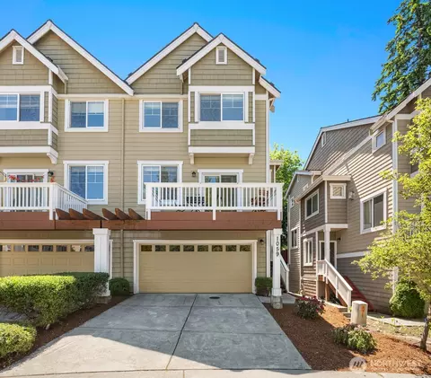1059 156th Ave NE, Bellevue, WA 98007