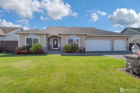 433 Mountain Circle Dr, Buckley, WA 98321