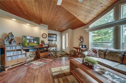 Living - 1510 E Benson Lake Dr, Grapeview, WA 98546 photo 4 of 4
