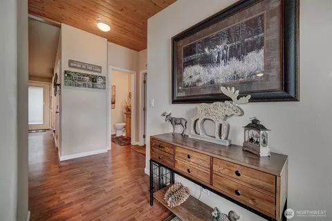 Entry Way - 1510 E Benson Lake Dr, Grapeview, WA 98546 photo 2 of 2