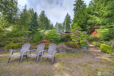 Exterior - 1510 E Benson Lake Dr, Grapeview, WA 98546 photo 12 of 17
