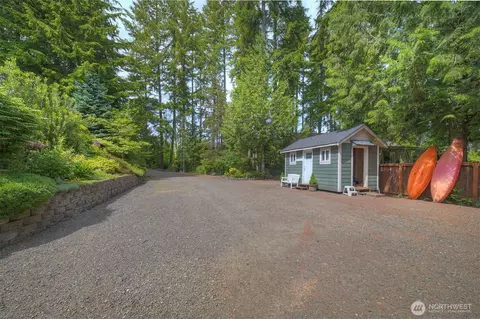 Exterior - 1510 E Benson Lake Dr, Grapeview, WA 98546 photo 5 of 17