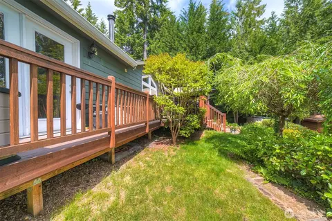 Exterior - 1510 E Benson Lake Dr, Grapeview, WA 98546 photo 15 of 17