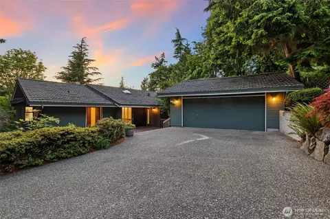 6112 W Mercer Way, Mercer Island, WA 98040