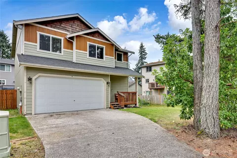 2253 Sidney Ave, Port Orchard, WA 98366