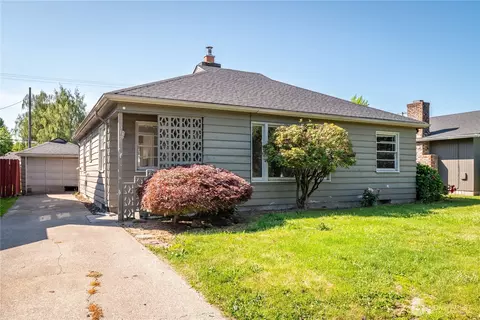 517 22nd Ave, Longview, WA 98632
