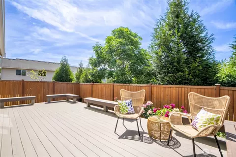 Exterior - 3718 226th Pl SE, Bothell, WA 98021 photo 2 of 7