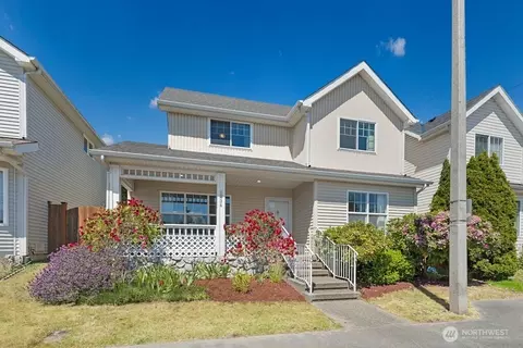 3734 NE 5th Pl, Renton, WA 98056