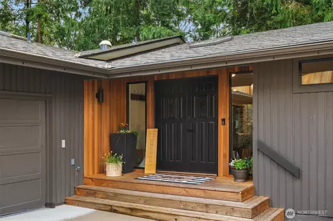 20615 NE 2nd St, Sammamish, WA 98074