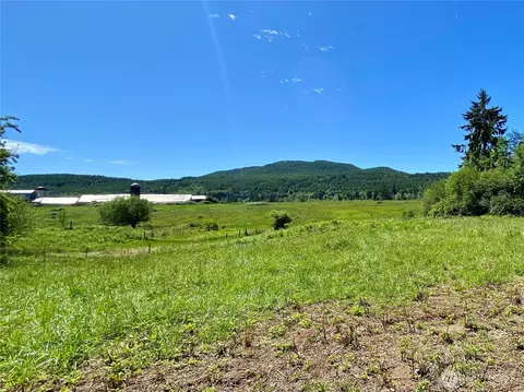 4211 W Cloquallum Rd, Shelton, WA 98584