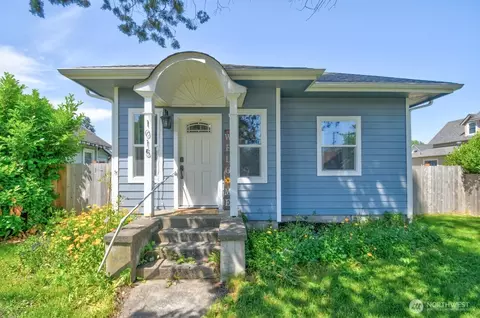 1015 N Pearl St, Centralia, WA 98531