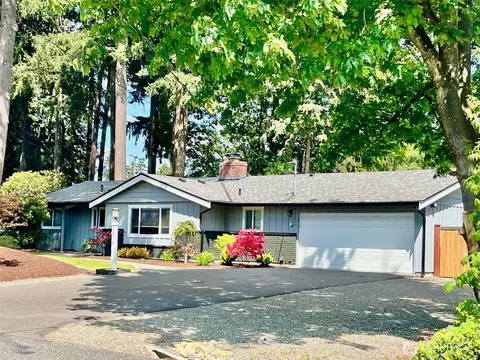 12219 Bingham Ave E, Tacoma, WA 98446