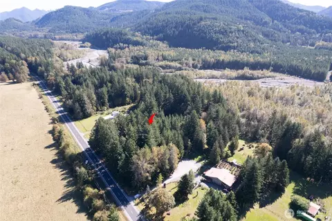 22506 State Route 706 E, Ashford, WA 98304