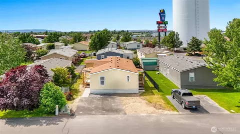 3211 W Wapato Dr #48, Moses Lake, WA 98837