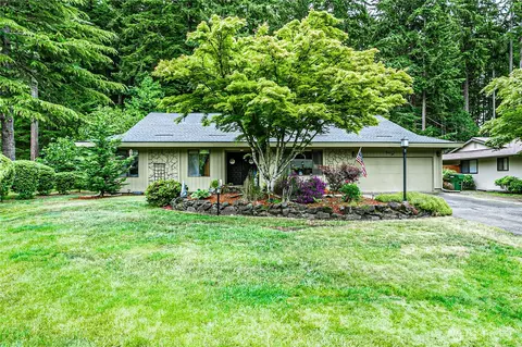 5613 89th Ave W, University Place, WA 98467