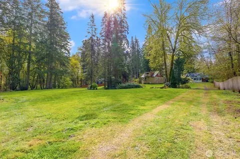 16430 NE 172nd Pl, Woodinville, WA 98072