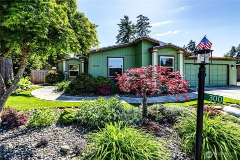 300 Fircrest Dr, Sequim, WA 98382 photo 2
