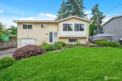 2433 199th Pl SW, Lynnwood, WA 98036