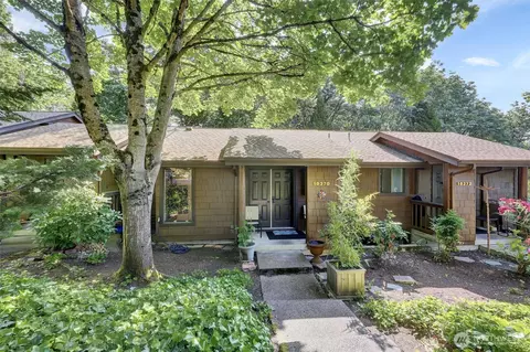 15370 62nd Ave S #B4, Tukwila, WA 98188