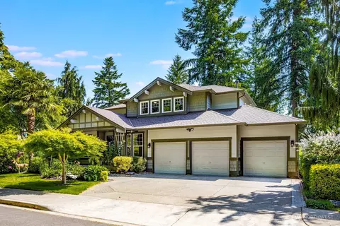 10609 83rd Ave SW, Lakewood, WA 98498