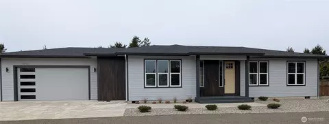 30507 H St, Ocean Park, WA 98640
