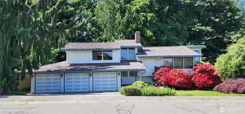Exterior - 10622 44 Ave SE, Everett, WA 98208 photo 3 of 8