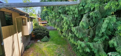 Exterior - 10622 44 Ave SE, Everett, WA 98208 photo 8 of 8