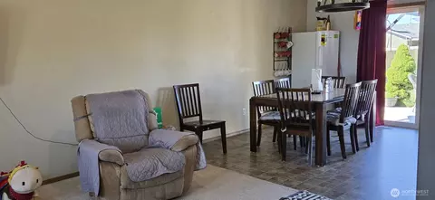 Dining - 1175 E Cypress St, Othello, WA 99344 photo 1 of 1