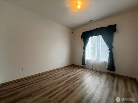 Bedroom - 15121 148th St E, Orting, WA 98360 photo 4 of 5