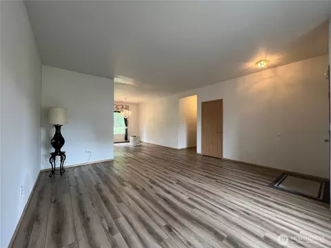Living - 15121 148th St E, Orting, WA 98360 photo 2 of 6