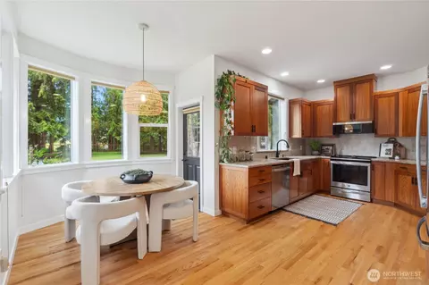 Kitchen - 8277 Carl Rd, Everson, WA 98247 photo 2 of 3
