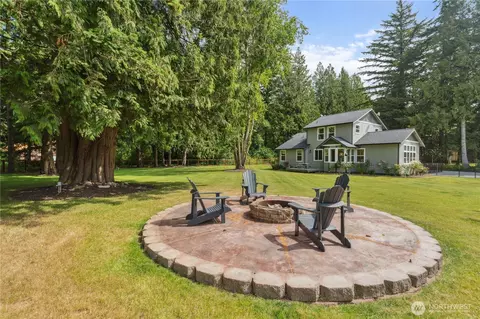 Exterior - 8277 Carl Rd, Everson, WA 98247 photo 6 of 10