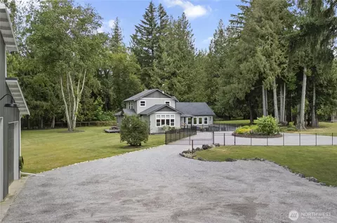 Exterior - 8277 Carl Rd, Everson, WA 98247 photo 2 of 10