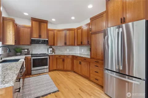 Kitchen - 8277 Carl Rd, Everson, WA 98247 photo 3 of 3
