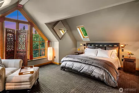 Bedroom - 524 Malden Ave E, Seattle, WA 98112 photo 5 of 5