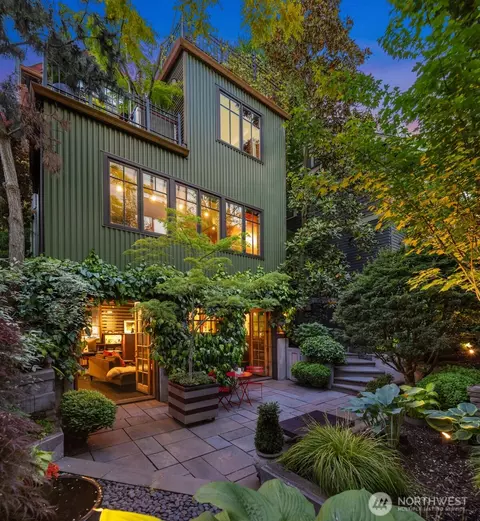 Exterior - 524 Malden Ave E, Seattle, WA 98112 photo 3 of 3
