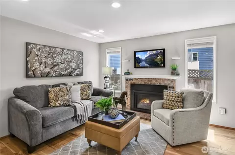 Living - 12701 NE 200th Pl, Bothell, WA 98011 photo 3 of 3