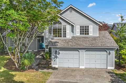 8226 128th Ave SE, Newcastle, WA 98056