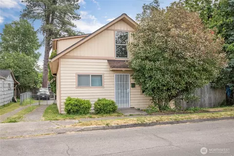 1306 Pacific Ave S, Kelso, WA 98626