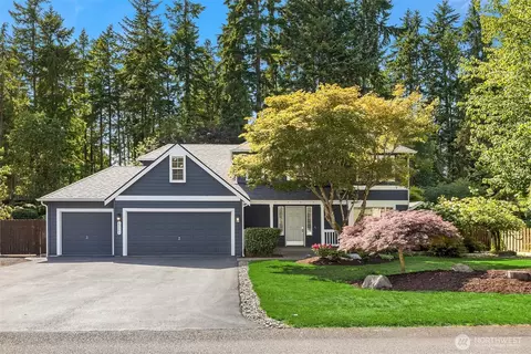 23561 Brixton Pl, Poulsbo, WA 98370