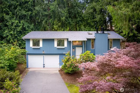 22417 NE 13th Ct, Sammamish, WA 98074