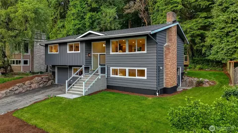 19208 38th Pl NE, Lake Forest Park, WA 98155