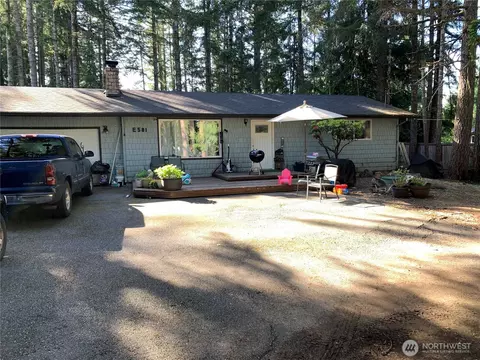 581 E Aycliffe Dr, Shelton, WA 98584