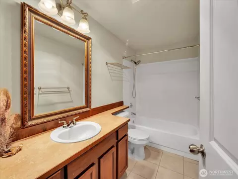 Bath - 11527 Highway 99 #E305, Everett, WA 98204 photo 1 of 1