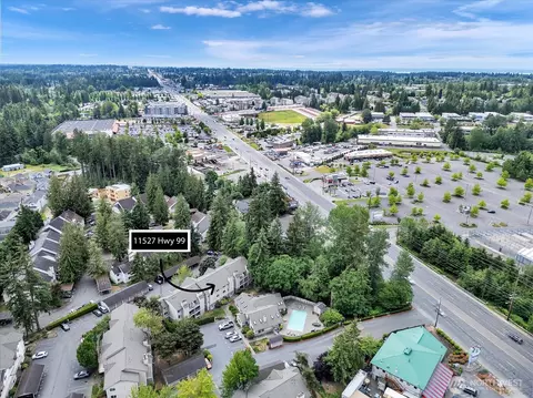 View/Area - 11527 Highway 99 #E305, Everett, WA 98204 photo 1 of 2