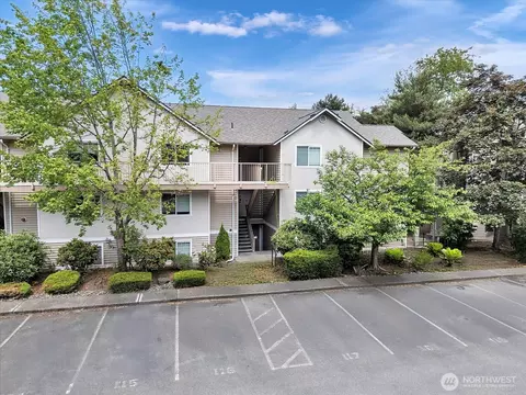 Exterior - 11527 Highway 99 #E305, Everett, WA 98204 photo 5 of 5