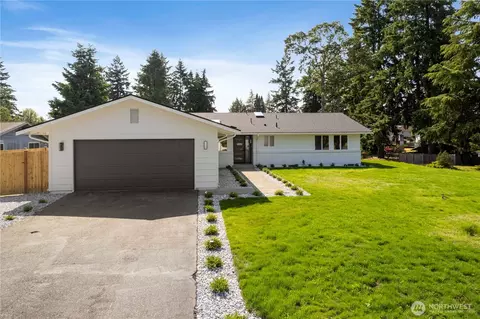 7602 90th Ave SW, Lakewood, WA 98498